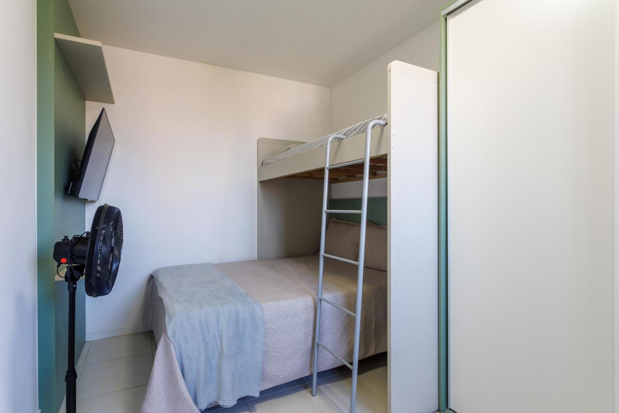 Apartamento 150M Da Praia Com Sacada, Wi-Fi Ar Condicionado, Piscina, Portaria 24H, Playground E Vaga De Garagem Apartment Picarras Ruang foto