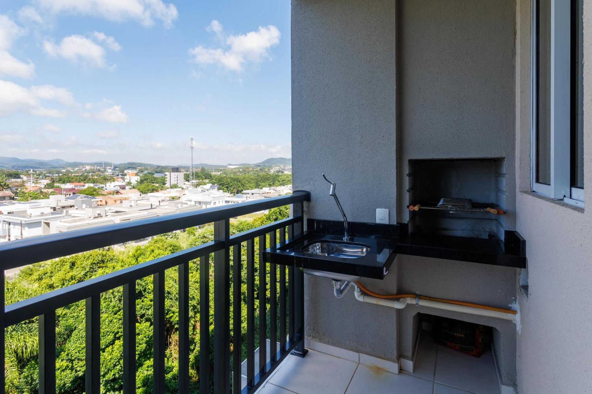 Apartamento 150M Da Praia Com Sacada, Wi-Fi Ar Condicionado, Piscina, Portaria 24H, Playground E Vaga De Garagem Apartment Picarras Ruang foto