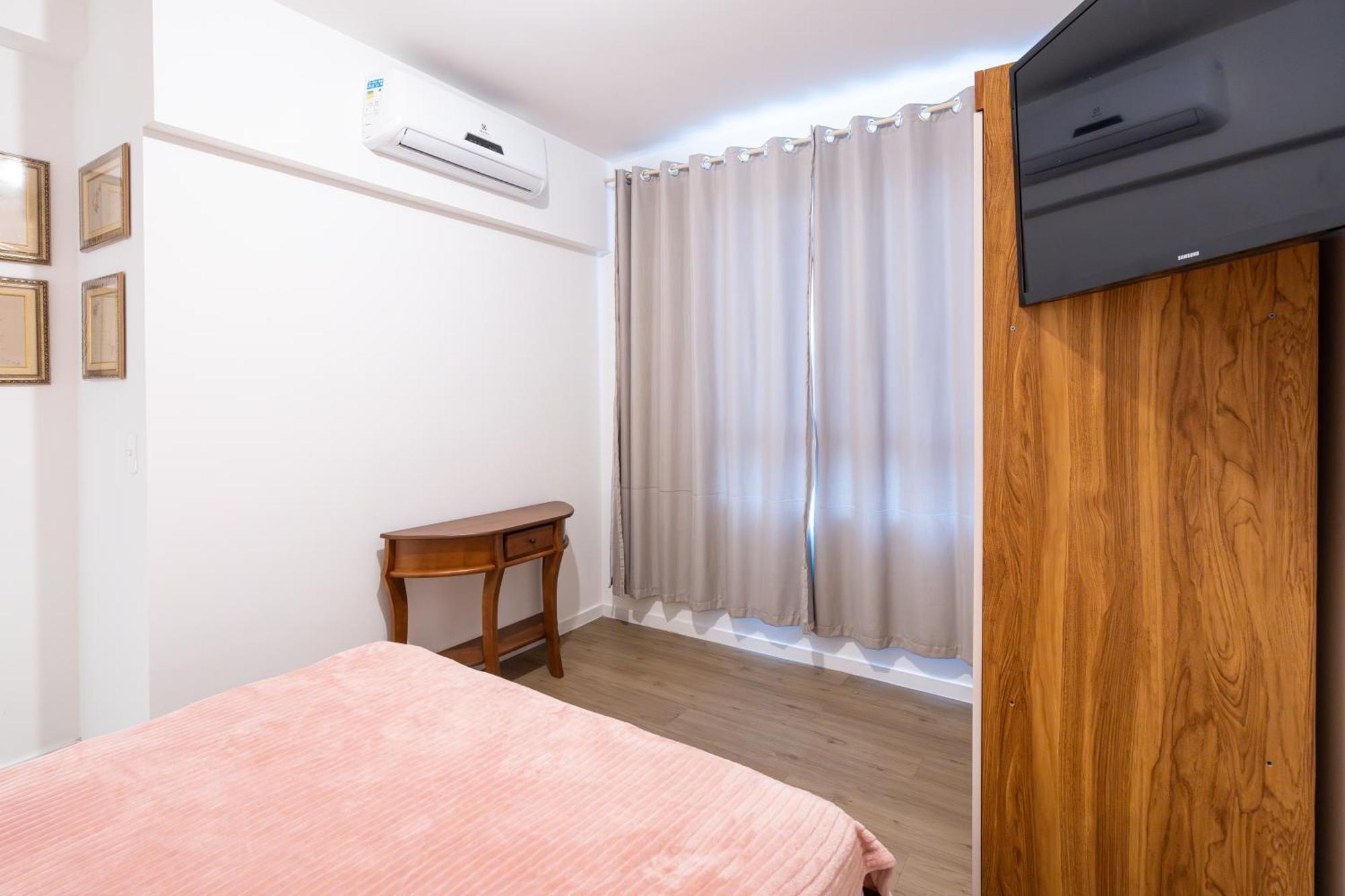 Apartamento 150M Da Praia Com Sacada, Wi-Fi Ar Condicionado, Piscina, Portaria 24H, Playground E Vaga De Garagem Apartment Picarras Ruang foto